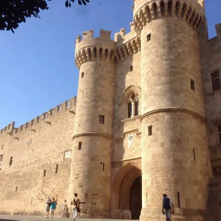 Butterfly Rhodes Old Town House Tatil Evi