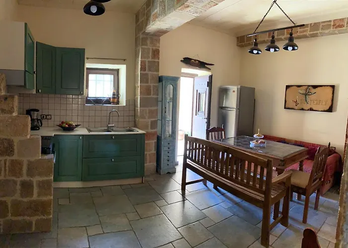 Butterfly Rhodes Old Town House *