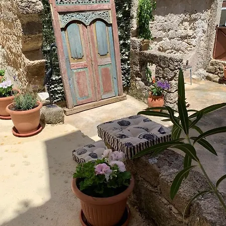 Butterfly Rhodes Old Town House Semesterbostad *