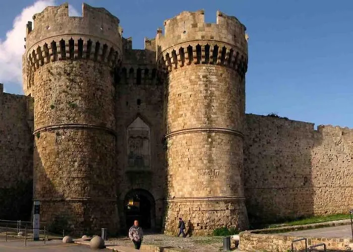 Butterfly Rhodes Old Town House *