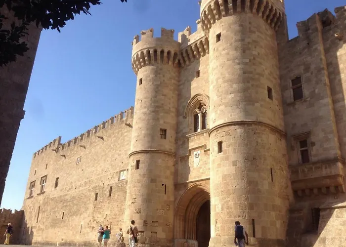 Butterfly Rhodes Old Town House בית נופש